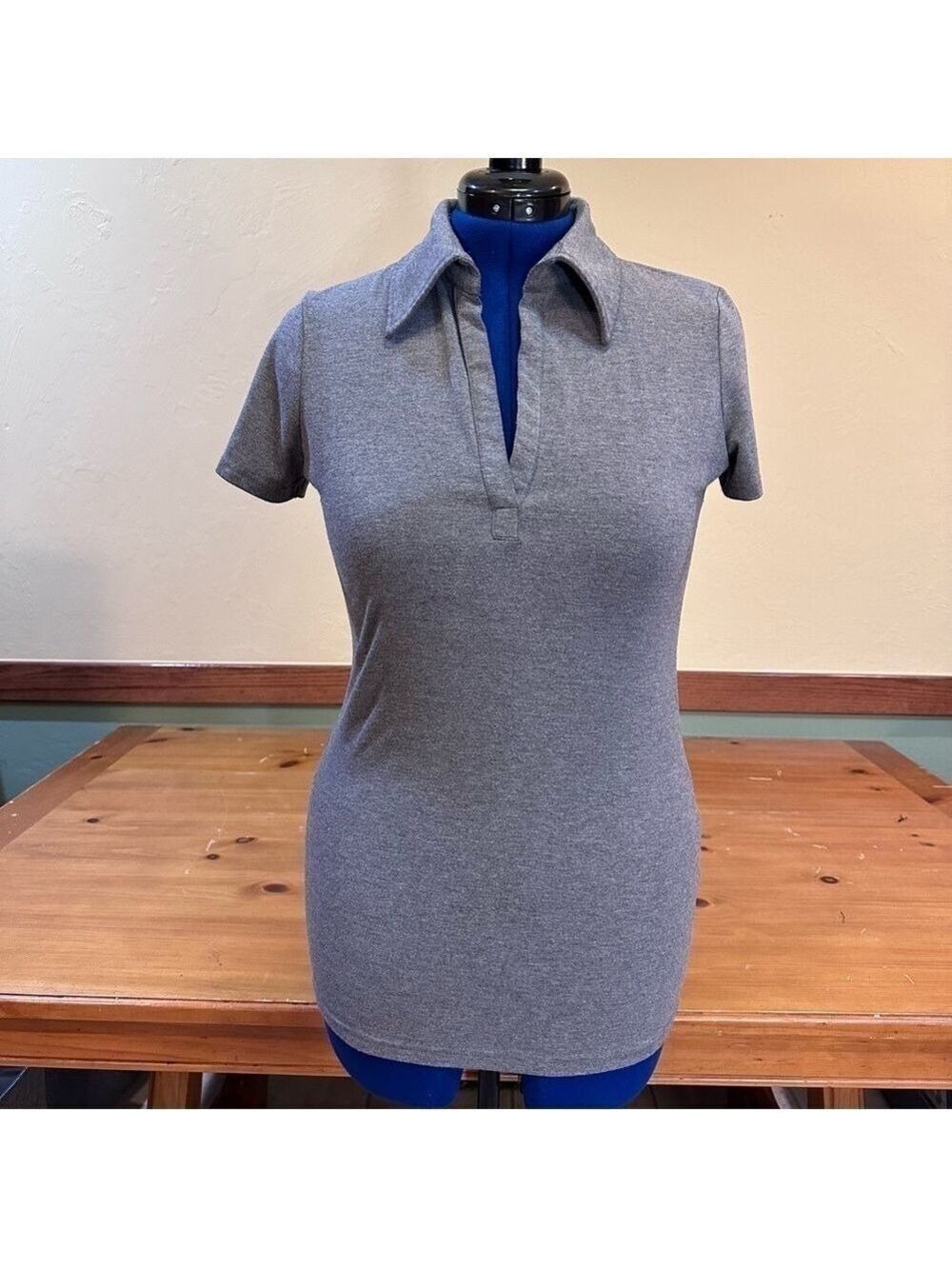 PattyBoutik gray polo shirt